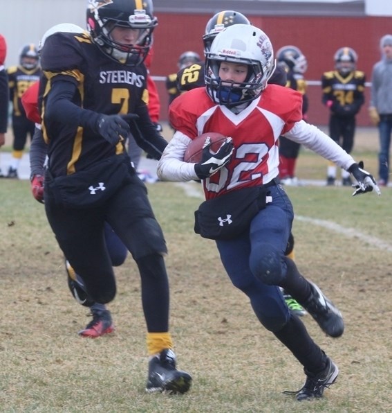 Bonnyville Renegades Titus Fagan scored two touchdowns in a 56-0 victory on Sunday.