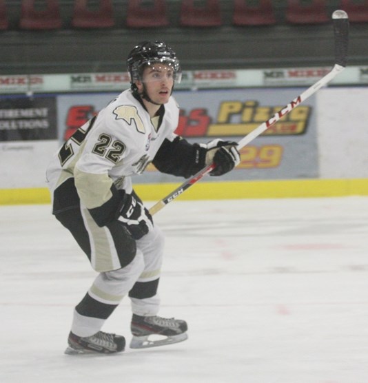 Alden Dupuis picked up four goals in the first two games of the Pontiacs southern road trip.