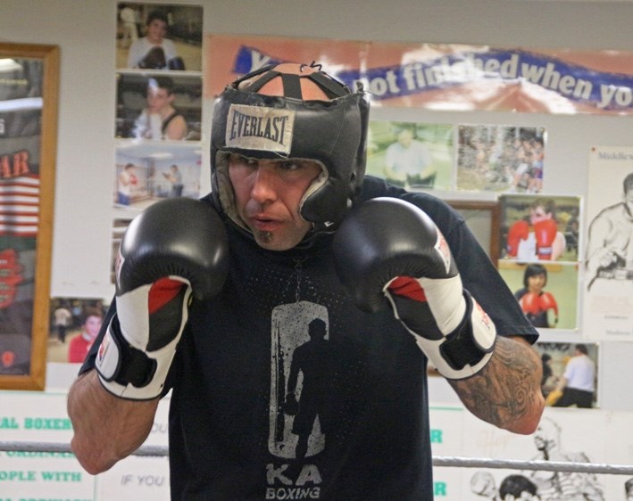 Cold Lake&#8217;s Tim Chemelli will be looking for the knockout on March 11 when he makes his pro boxing debut.