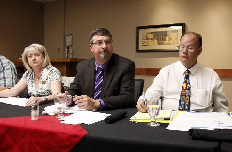 The Town and MD of Bonnyville passed second and third reading of the IDP on Tuesday during a joint council meeting. (left to right) Town Coun. Lorna Storoschuk, Sobolewski,