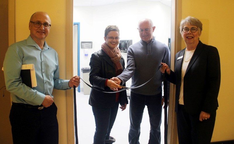 Dr. Guy Lamoureux, Dr. Marli Du Toit, Dr. Joth Murphy, and Bonnyville Community Health Board chair Cathy Sandmeyer cut the ribbon on the new suite.