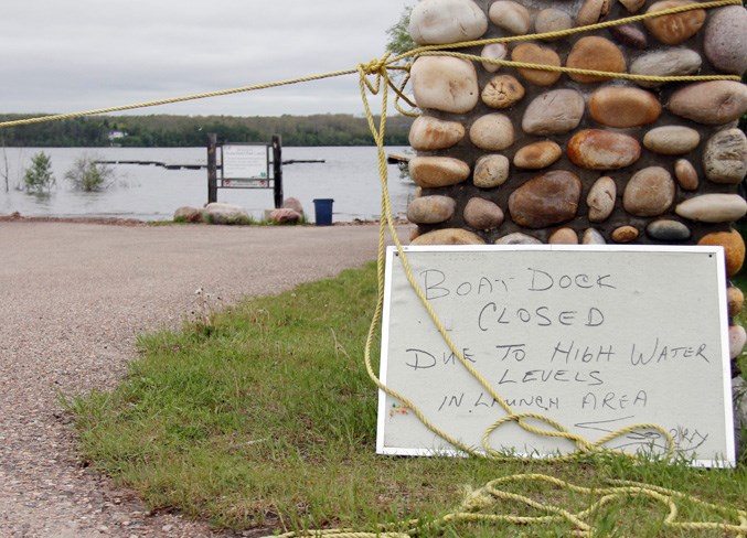 16.news.moose lake weir