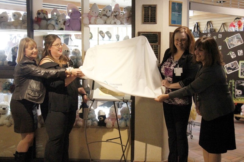 The Bonnyville Health Centre hosted a plaque unveiling on Thursday, March 2, where they revealed the artwork that would represent their baby-friendly title. (left to right)