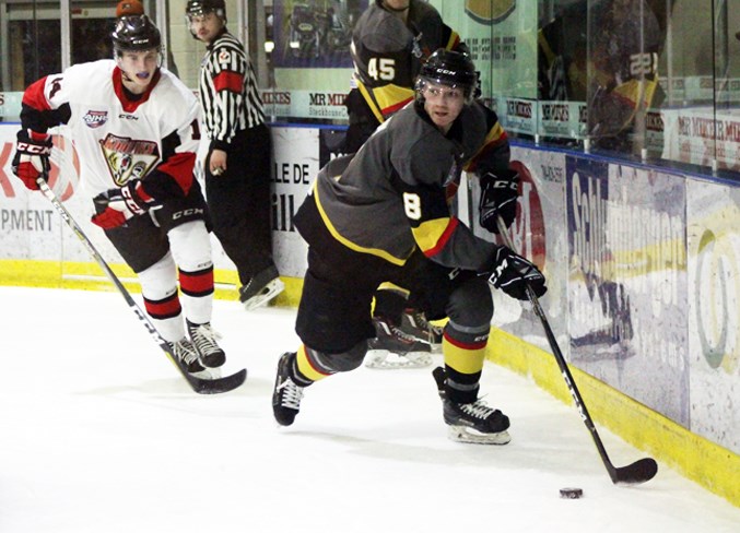 Pontiacs web001