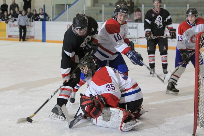 The St. Paul Canadiens travelled to Wainwright to battle with the Bisons on Sunday night, but left bruised by a 7 &#8211; 0 loss.