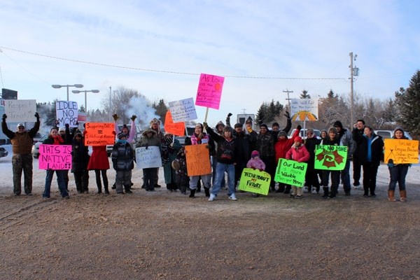 Protestors from Saddle Lake and Goodfish Lake block off the intersection of Highways 36 and 29 on Dec. 24. in support of the Idle No More movement.