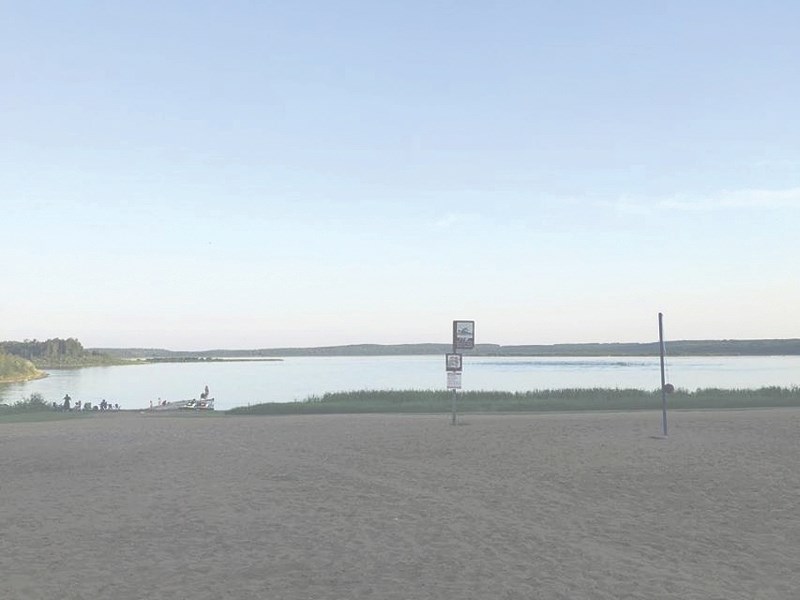 Lac Bellevue is one of a number of local lakes where people have reported swimmer&#8217;s itch this year.