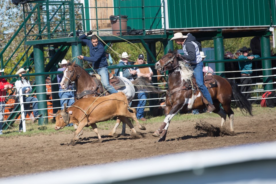 The Lawrence Lilje Memorial Roping event took place again this past weekend in the Boscombe area, with Lilje&#8217;s wife Donna, and daughters Lisa, Laura and Ashley,