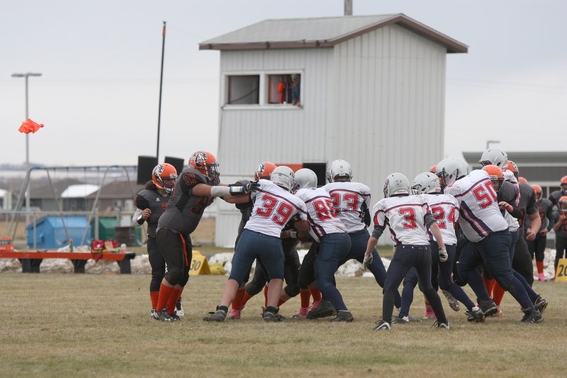 St. Paul and Bonnyville tangled in the semi-finals, both vying for the chance to head to the finals of the Wheatland Football League&#8217;s bantam level, with a close match