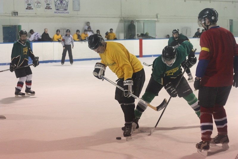 The Demeria Memorial Hockey tournament took place this weekend with Richard Marcoux (left in yellow) and his team finishing first out of five teams. The tournament was held