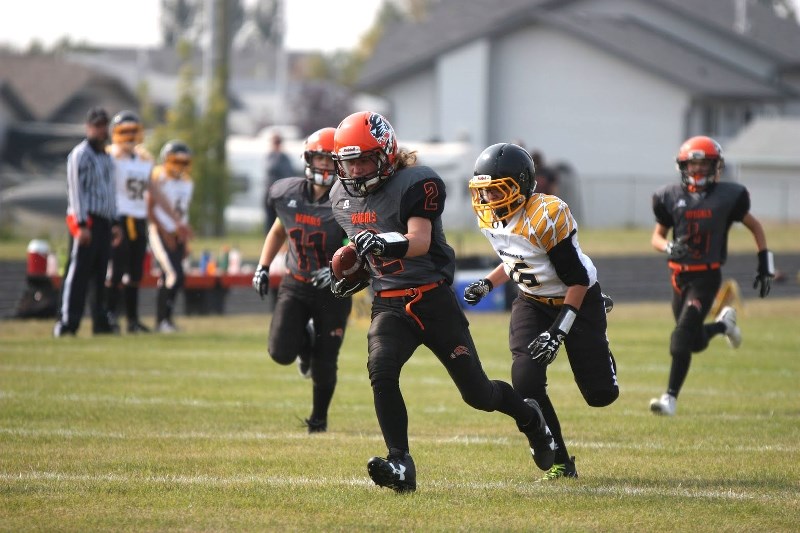 The St. Paul Bengals team began the season with a ferocious start, taking on the Wainwright Warhawks last weekend and coming away with a 62-0 win.