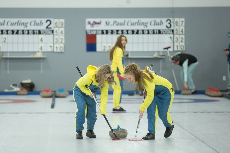 The Jamie Hall Rink came in first at the ladies&#8217; funspiel, held on Nov. 4, in St. Paul.