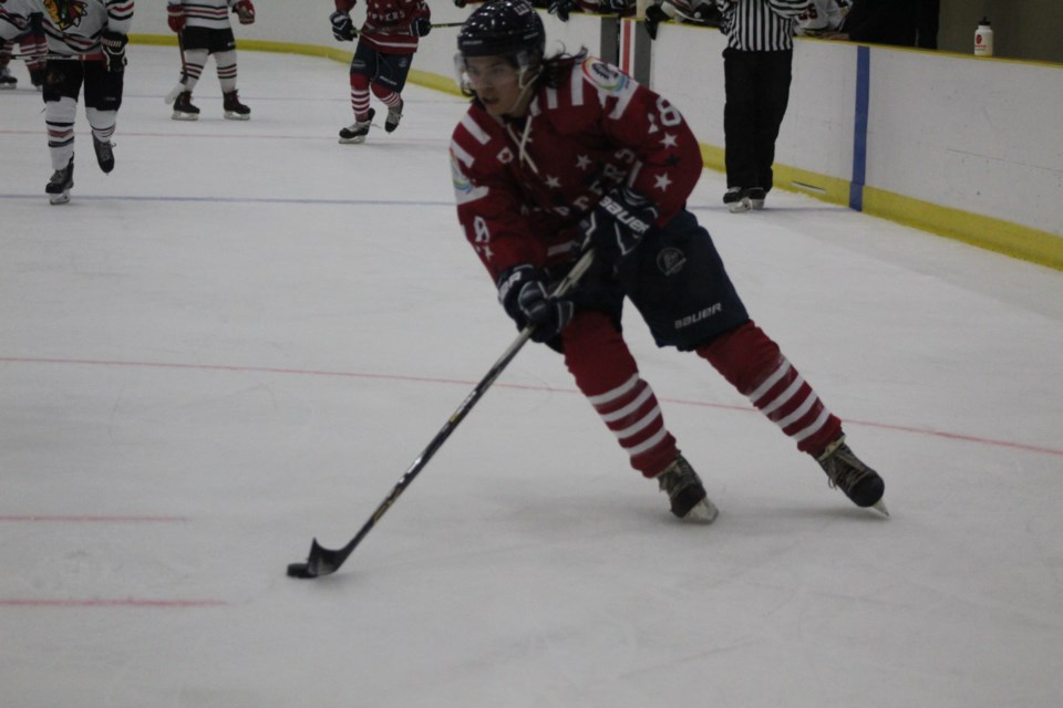 Neil Vermillion of the Clippers cutting into the offensive zone about to score one of his four goals of the night. A wild first period where the Clippers finished leading 7-4 