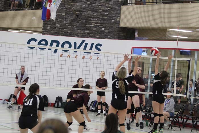  Women's volleyball between Zone 8 and zone 9, eventually placing second and third place respectively