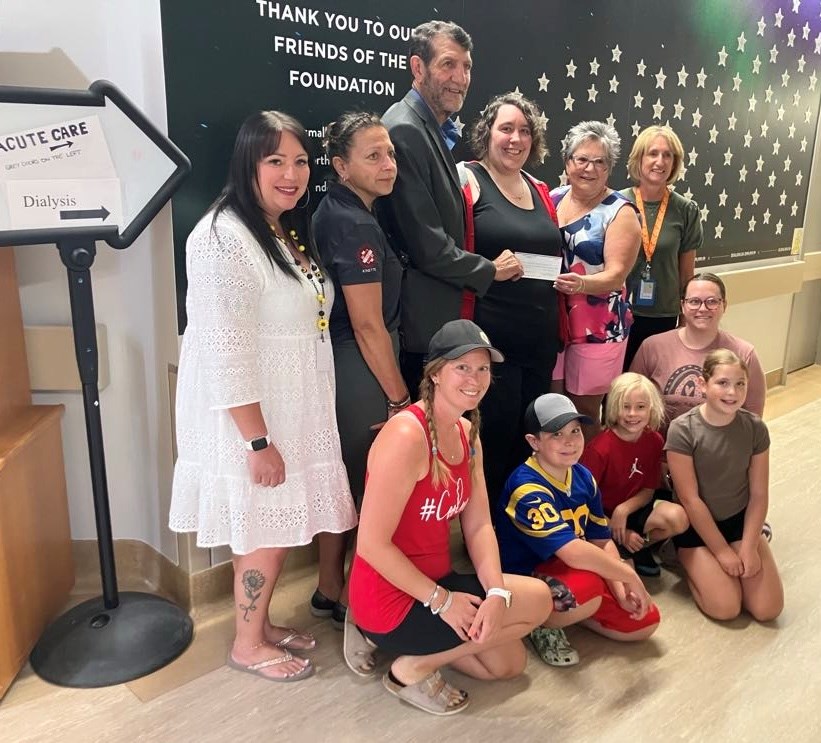kinettes-cheque-presentation