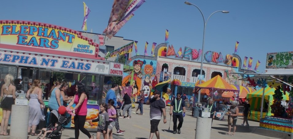 midway-and-people-2