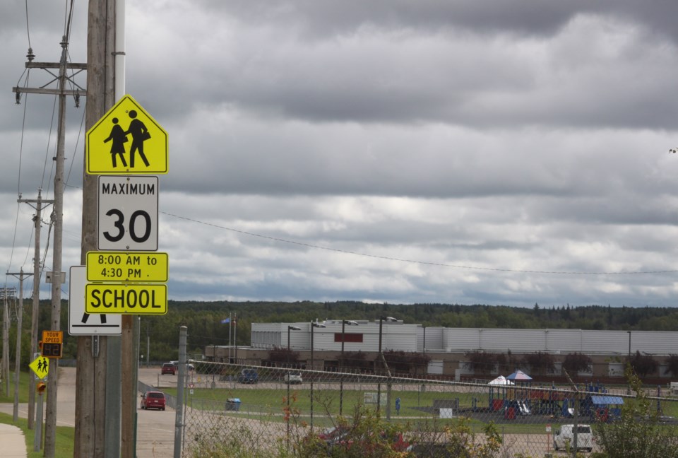 school-zone-sign-llb-aug-21