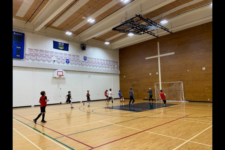 St. Paul Soccer Association's U13 indoor soccer co-ed team gears up for the upcoming Lakeland Soccer League that will begin in November.