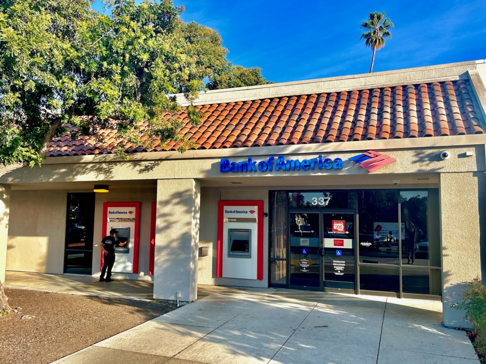 Bank of America closing downtown Pleasanton branch Livermore Vine
