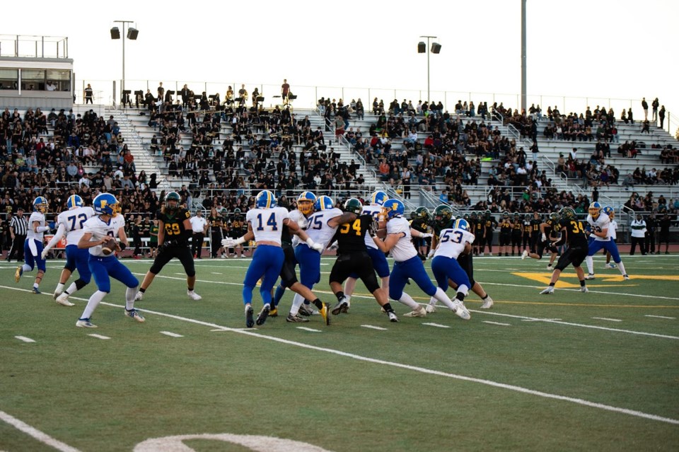 hs-football-game
