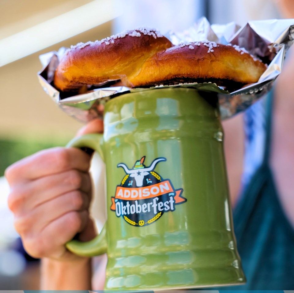 addison-oktoberfest-522631248_122256761846075962_4735699264187580364_n