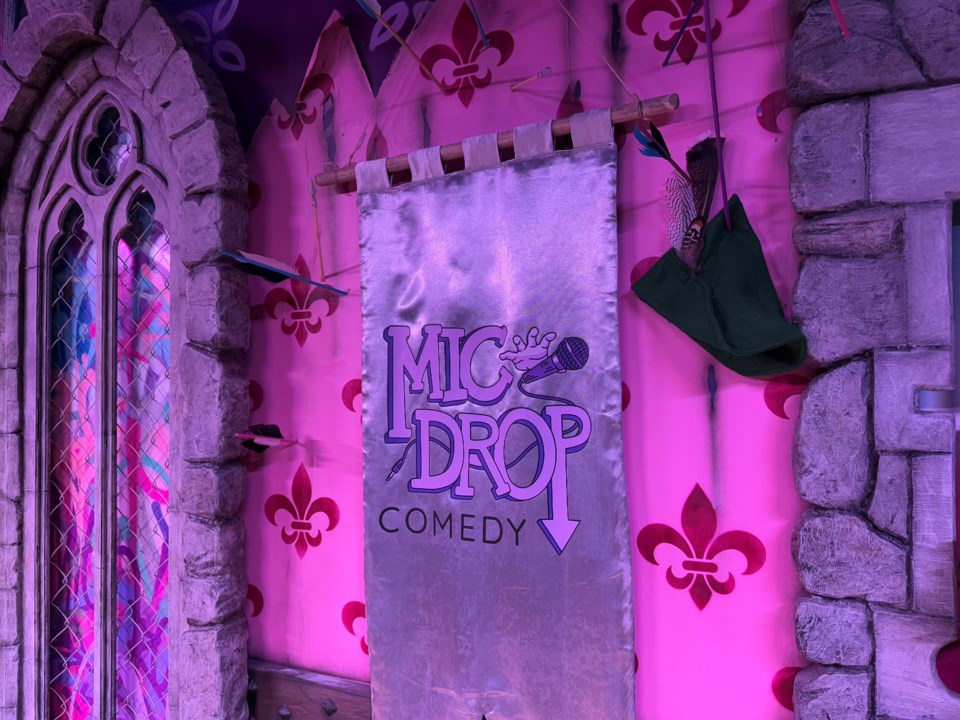 img_6654-mic-drop-comedy-plano