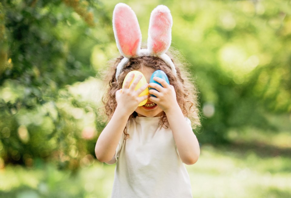 serenko-natalia_easter-egg-hunt_shutterstock_2427715317