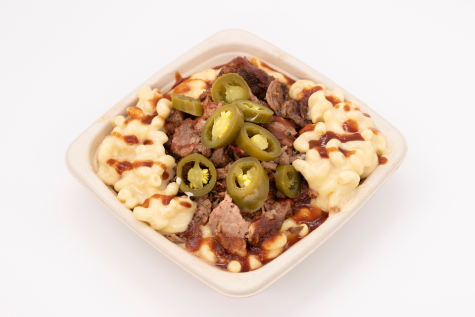 brisket-mac-n-cheese-bowl-cowboys