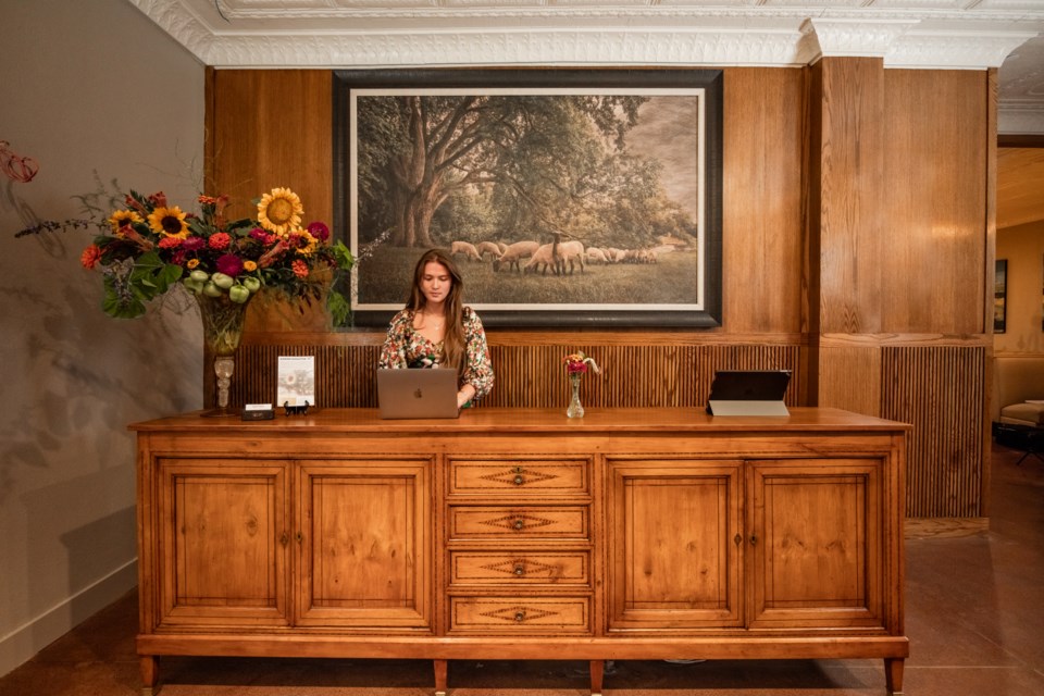 harvest-1flr-reception