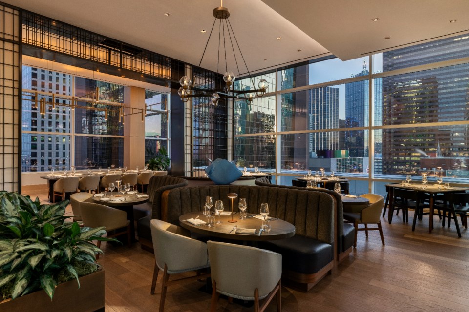 jw-marriott-dallas_margarets-seating