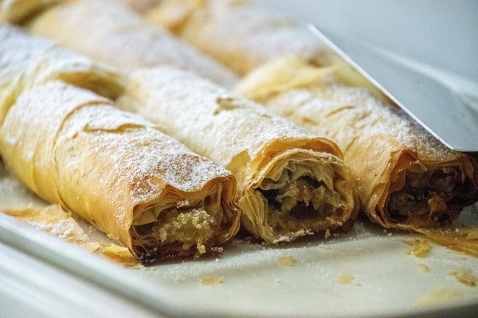 ogis-european-bakery-and-deli-photographer_mia_valdez27