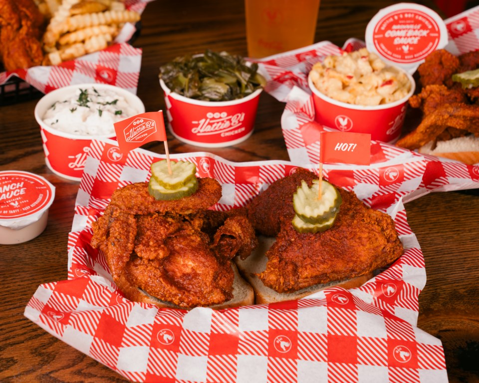 hotchickensides