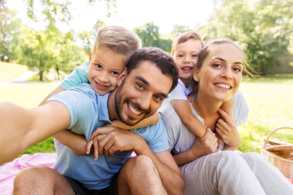 shutterstock_ground-picture_1494689156