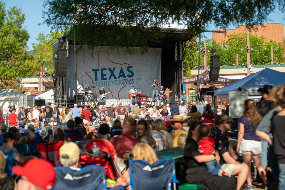 texas-forever-fest-stage