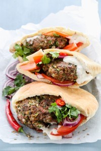 lamb pitta burgers