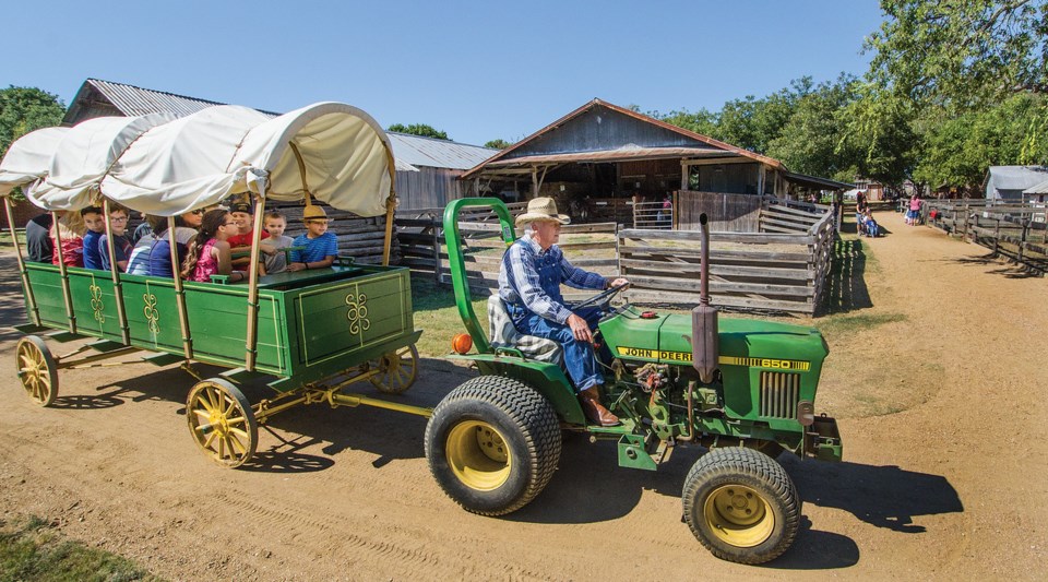 tractor wagon heritage farmstead museum Plano