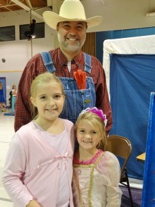 Faith Lutheran School Headmaster Rev. Stephen W. Kieser of Wylie with daughters Miriam Kieser and Bethany Kieser