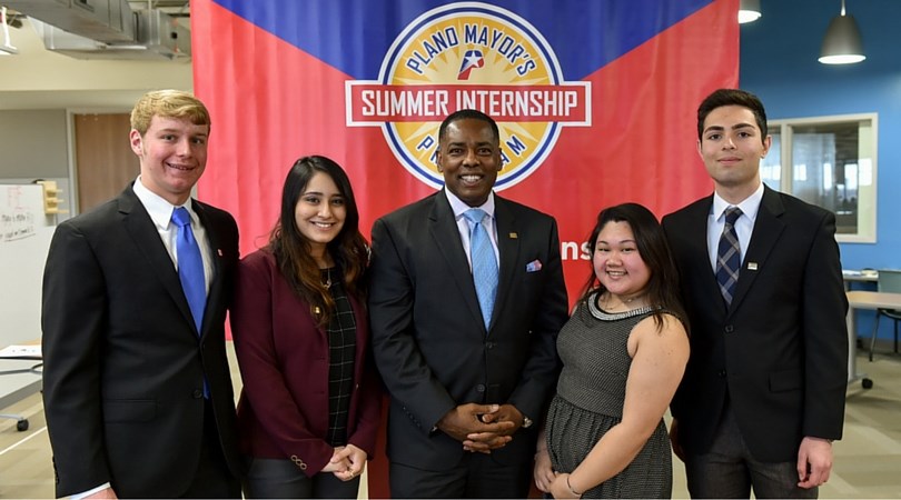 Mayor larosiliere summer internship program