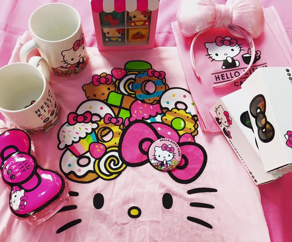 hello kitty food truck merchandise