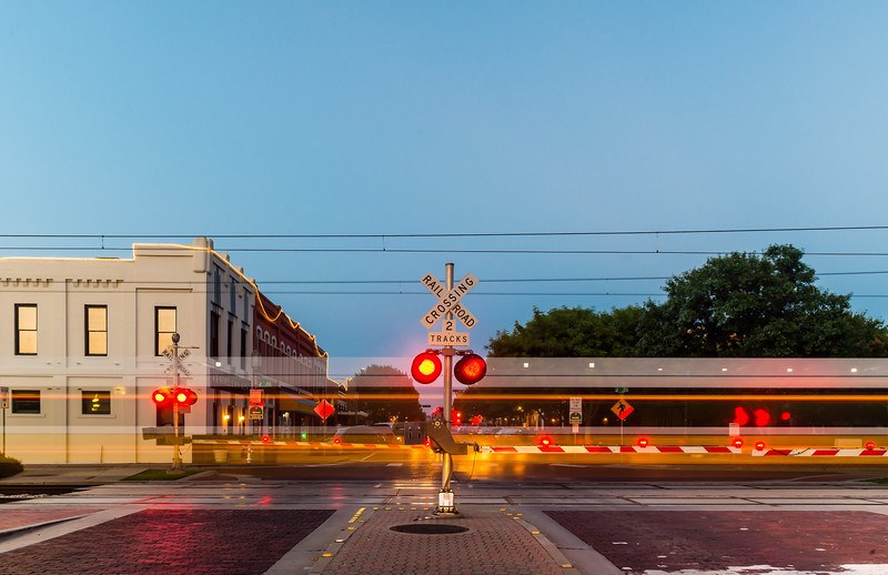 DART Train, Downtown Plano