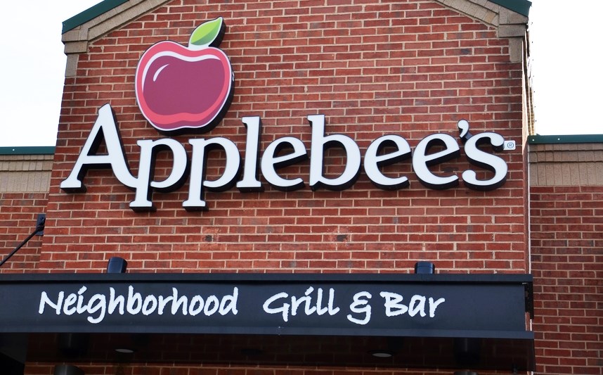 applebees-restaurant-plano