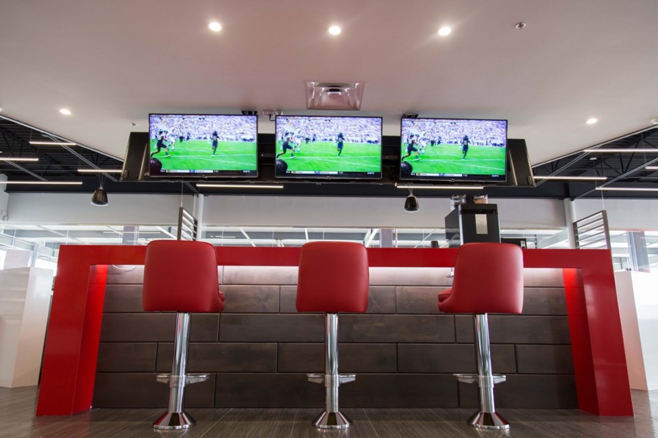 trademark-sports-bar