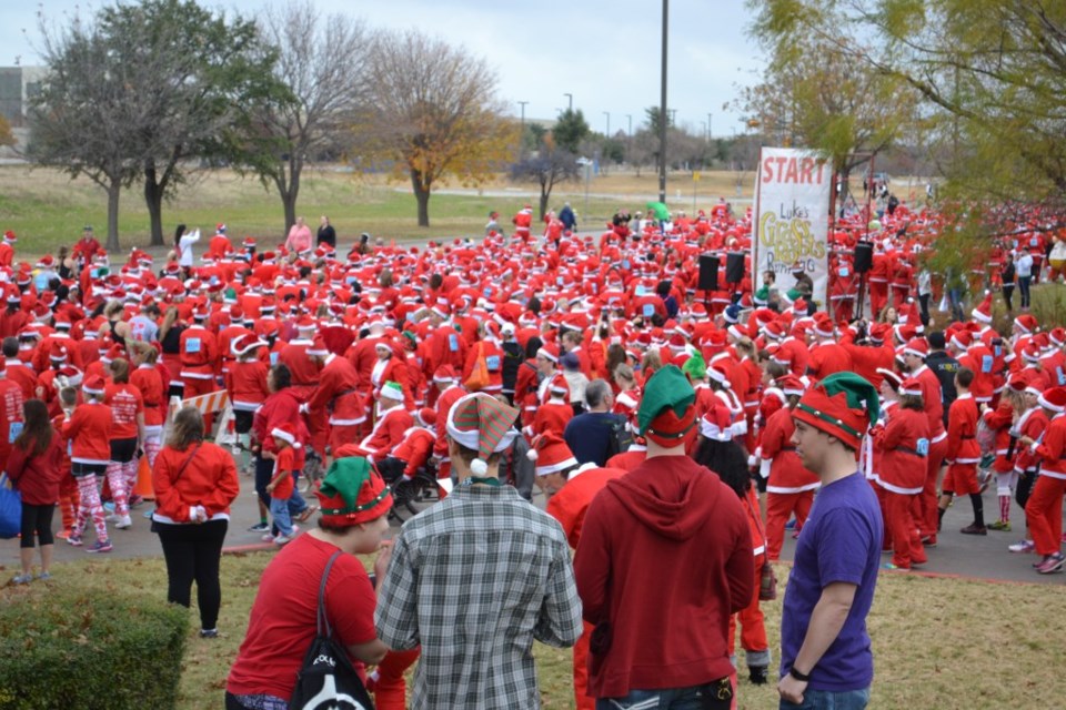 santa-run-2015-plano-my-possibilities