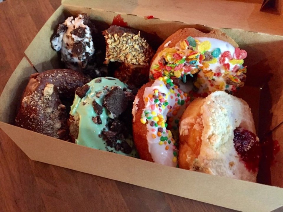 hurts-donut-frisco