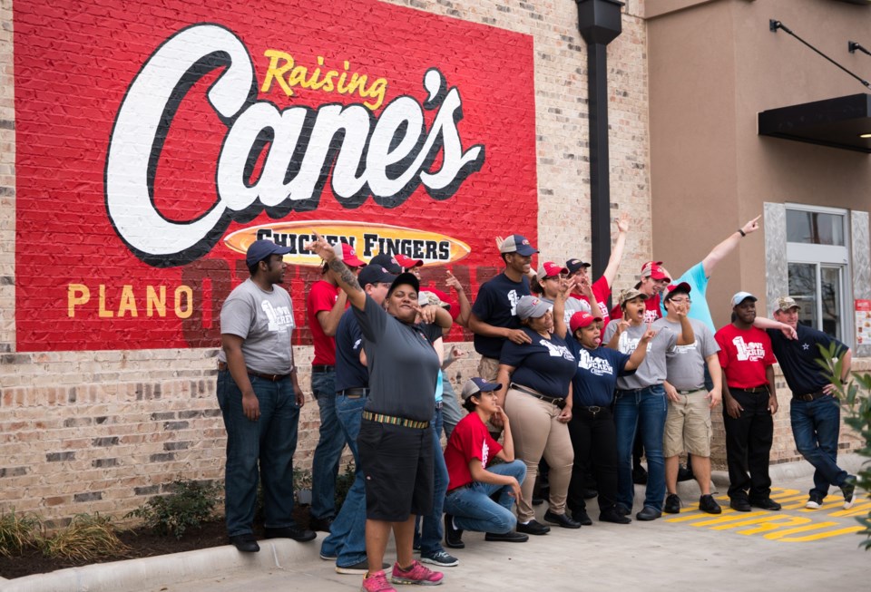 Plano_RaisingCanes_Opening BAKER-6