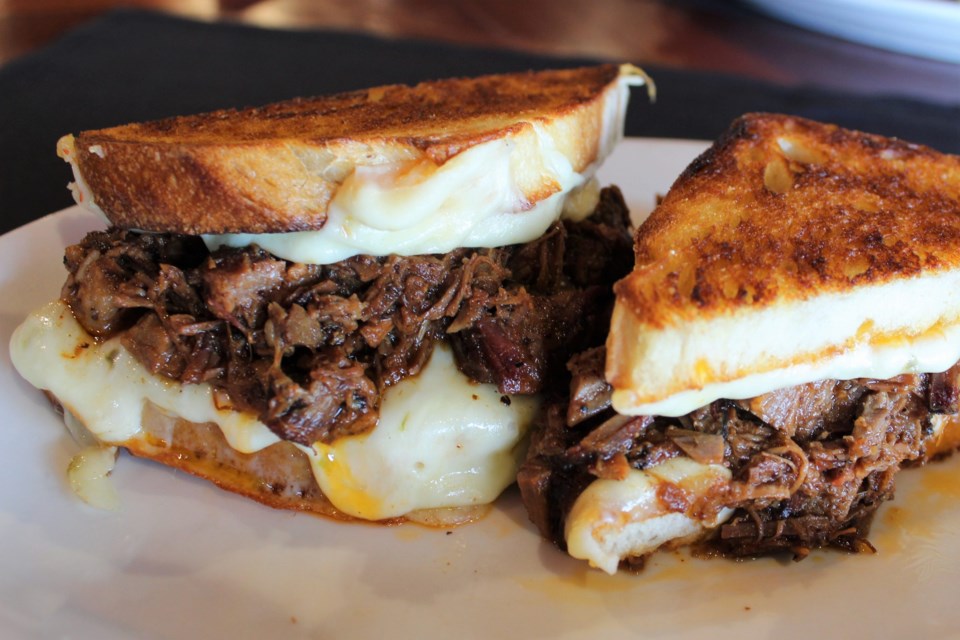 Brisket Grilled Cheese Kennys Burger Joint Plano