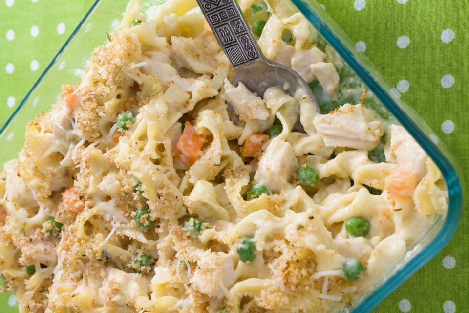 chicken-noodle-casserole