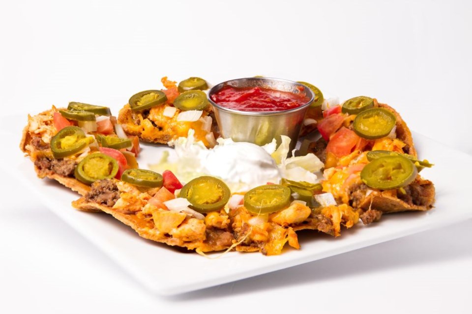 Ace’s Sports Hangar, CityLine, Richardson, restaurant, plano, nachos,