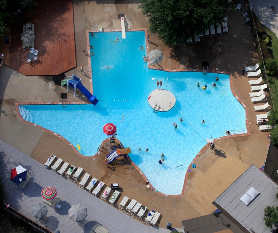 Texas Pool Plano