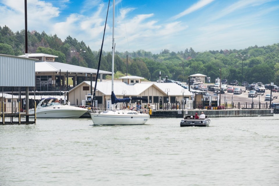 Highport Marina, Lake, boats, 